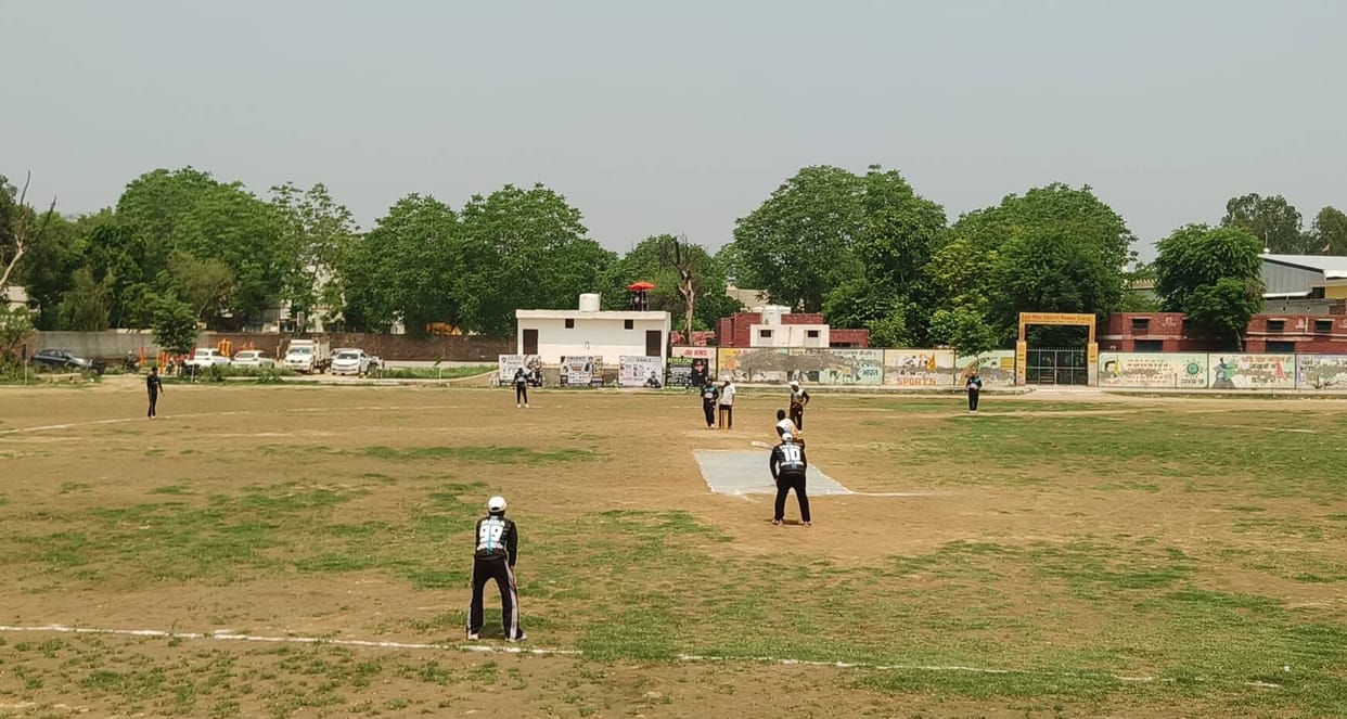 Bhateja Eleven won the opening match of the Friends T-10 Premier League by 7 wickets