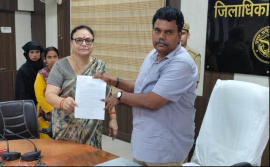 Booking fertilizer via mobile app becomes a hassle