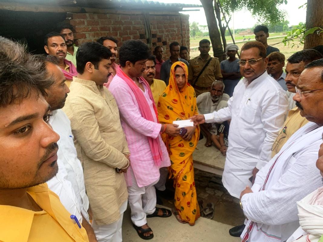 SP delegation met Manish's family, provided financial assistance.