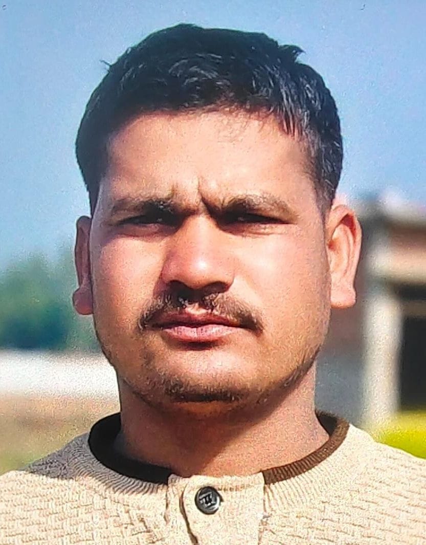 Loader dies while out distributing niece's wedding cards.