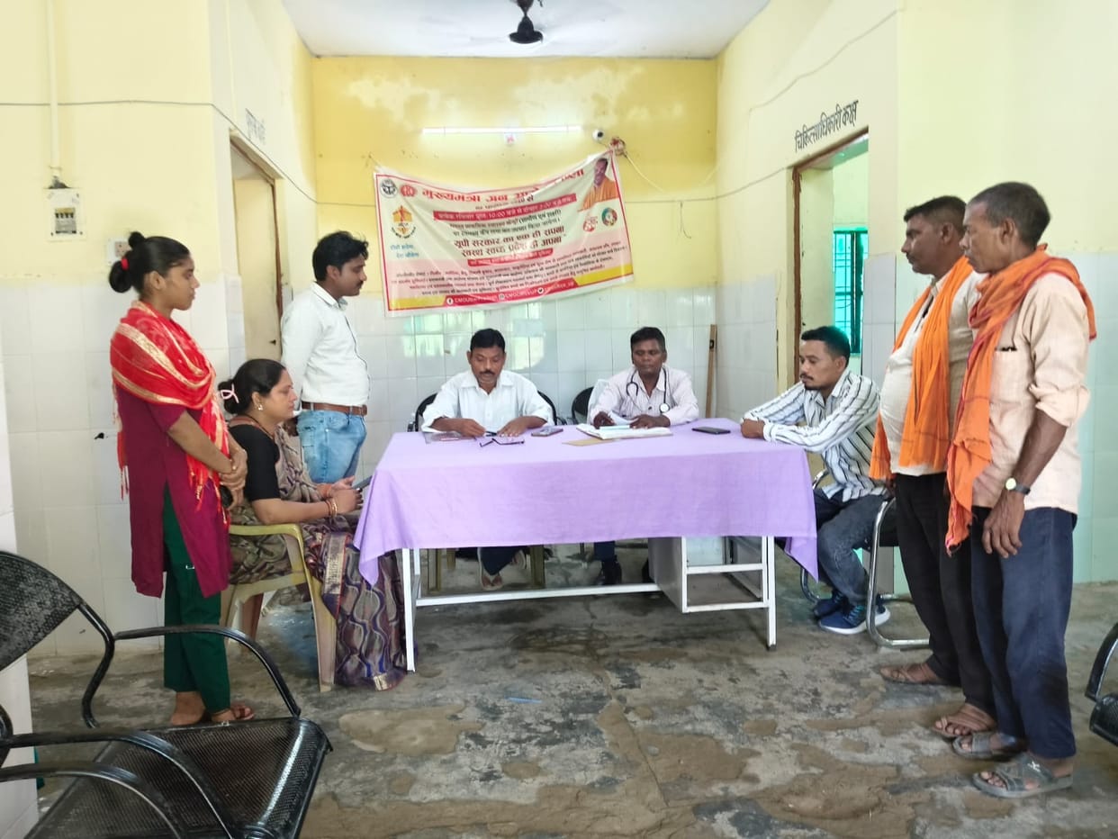 Large number of patients with stomach-related ailments at the health fair.
