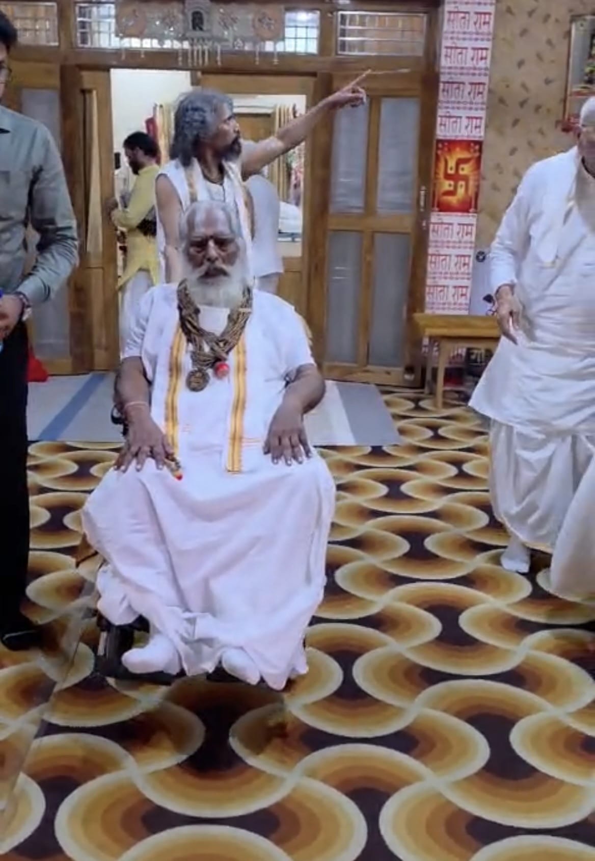 Mahant Nritya Gopal Das distressed by theft at Ram Mandir; demands strict punishment for the culprits