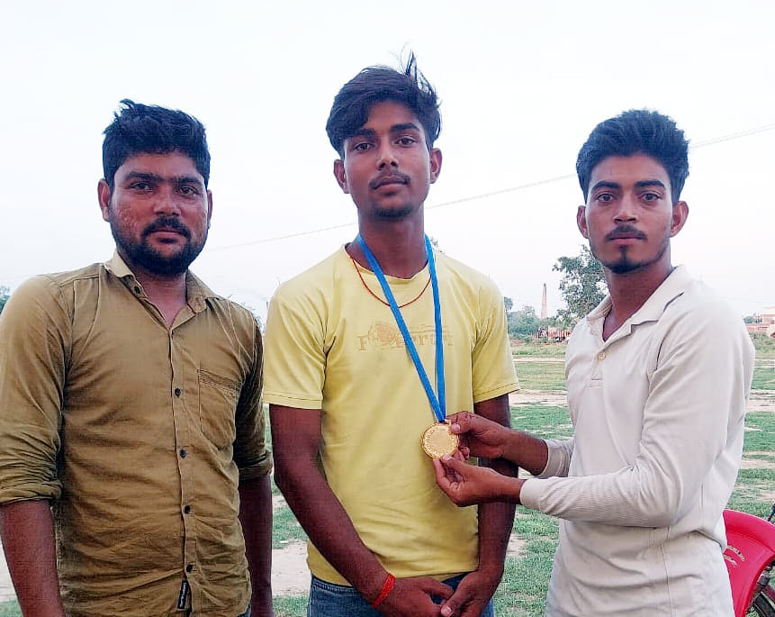 Didhauni defeated Anuj Club Bilsi by four wickets.