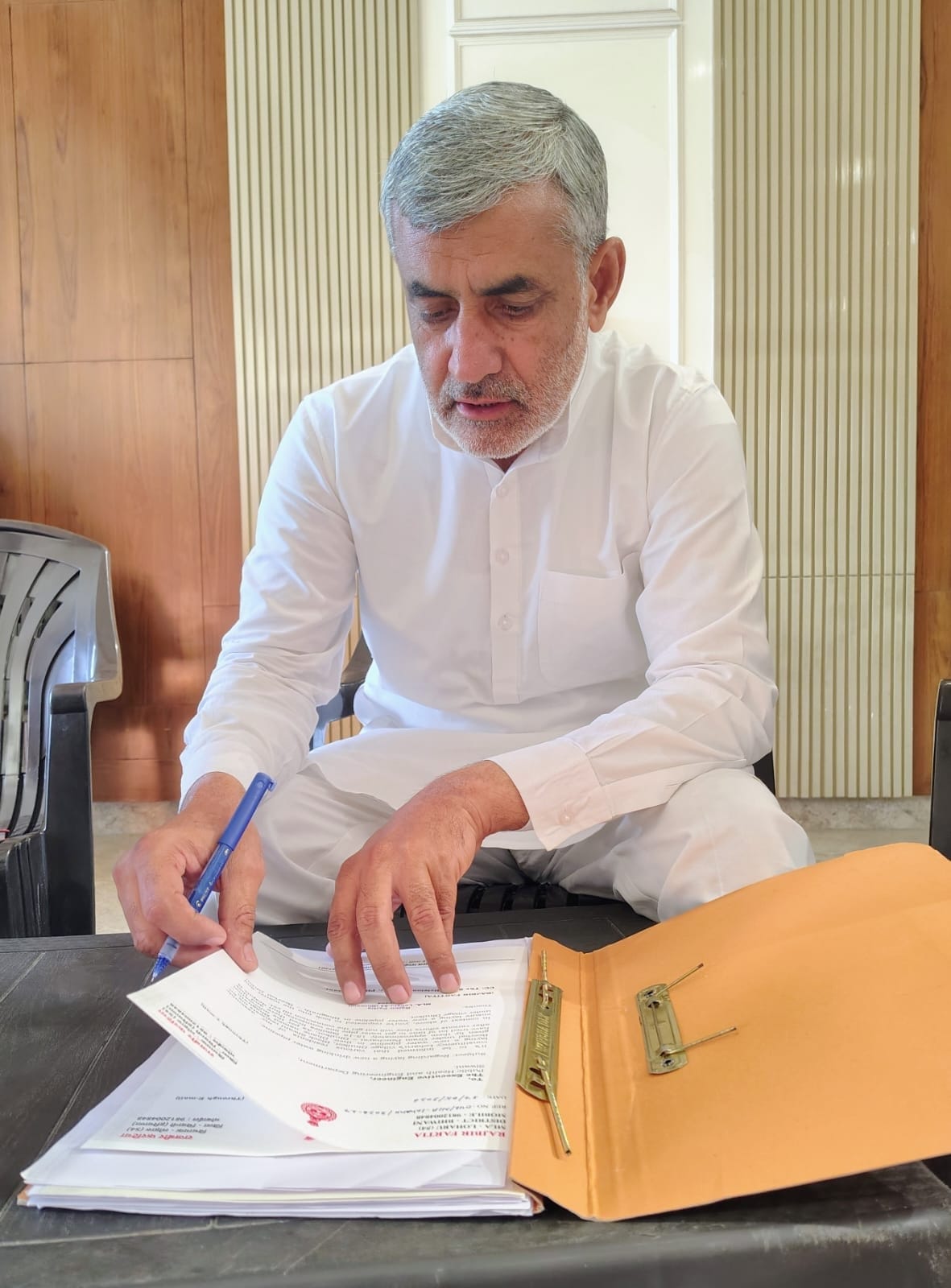 Approval granted for 13 road projects in Loharu worth 15.43 crore 19.29 kilometers of roads to be strengthened.