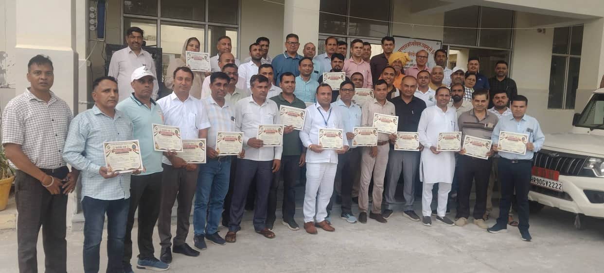 31 BLOs and two supervisors honored for their excellent work in SIR