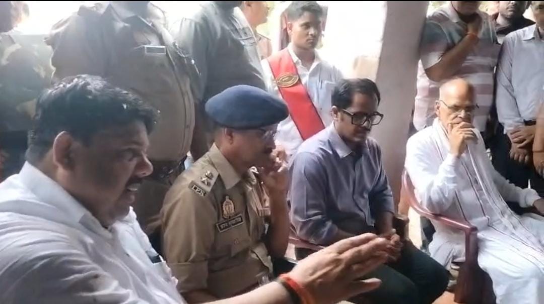 Family members agreed after assurances of action and performed the last rites