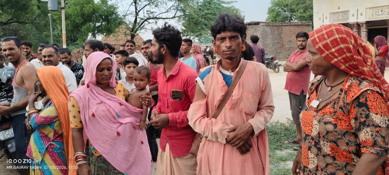 Villagers beat up a youth who was begging for alms