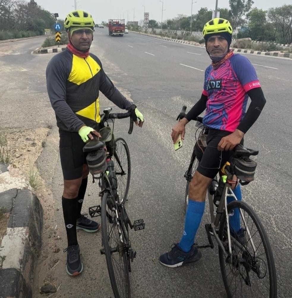 Akash and Rohit triumph at the Noida Marathon.
