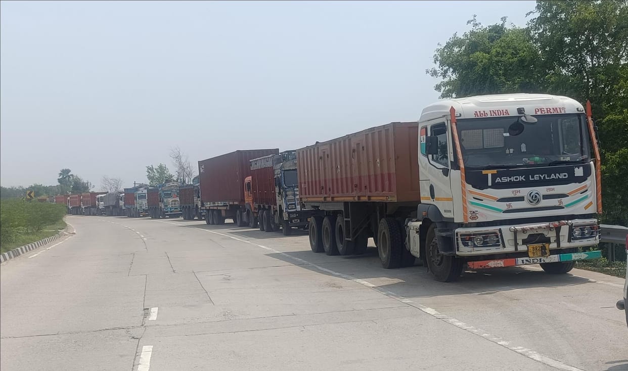 On-street vehicle parking: 80 people lost their lives in accidents over 150 days.