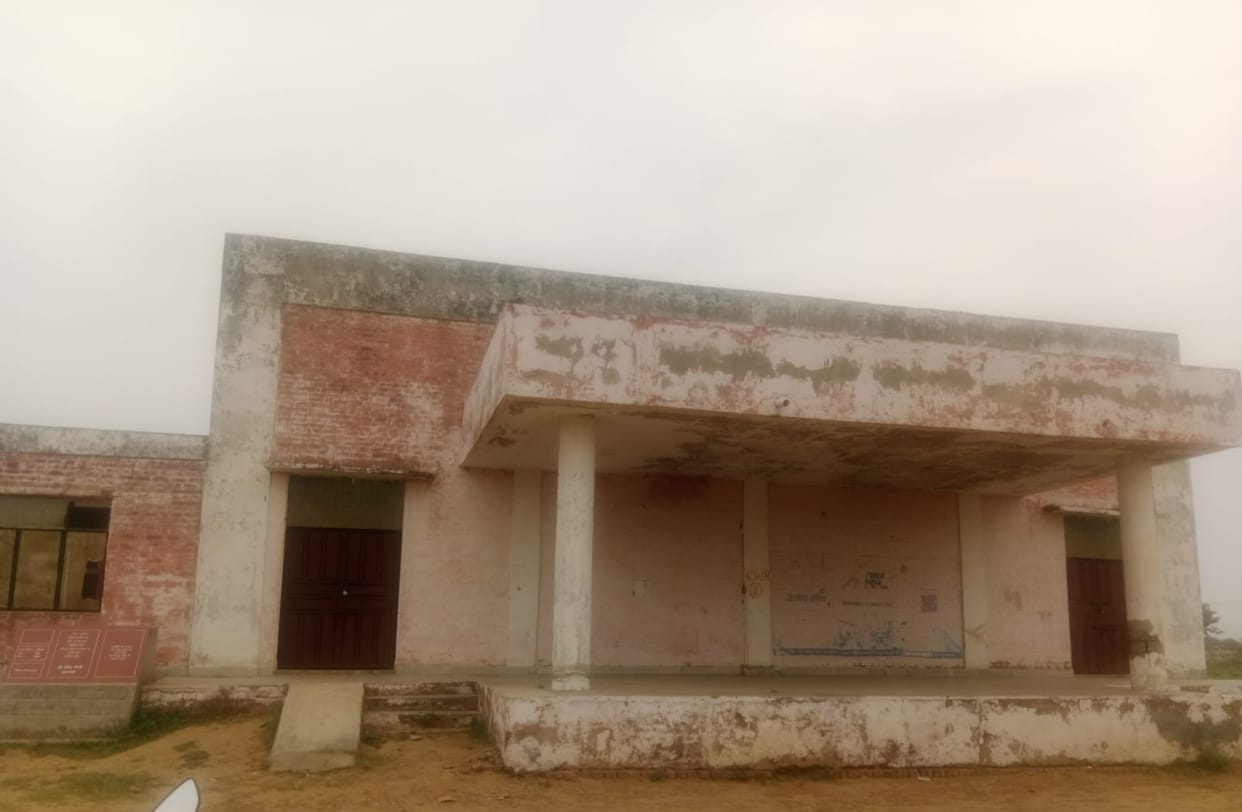 Rajiv Gandhi Sports Stadium in poor condition; training affected.