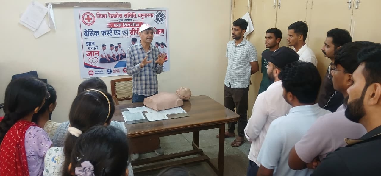 Police personnel trained in first aid