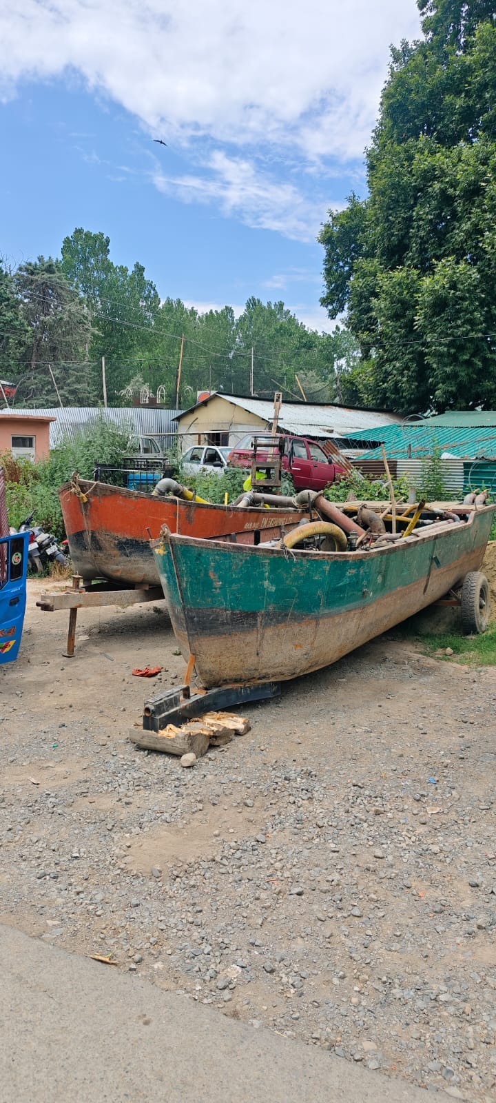 Srinagar, Sand Mining, Two Arrested, Two Motor Boat Seized