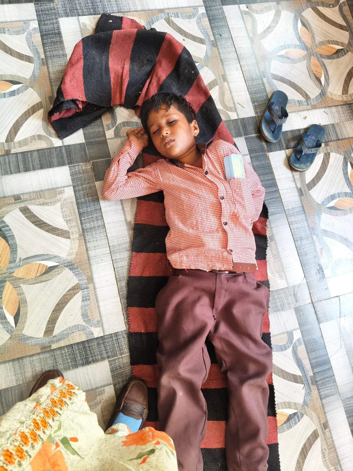 Four children fell ill in three council schools due to the scorching heat