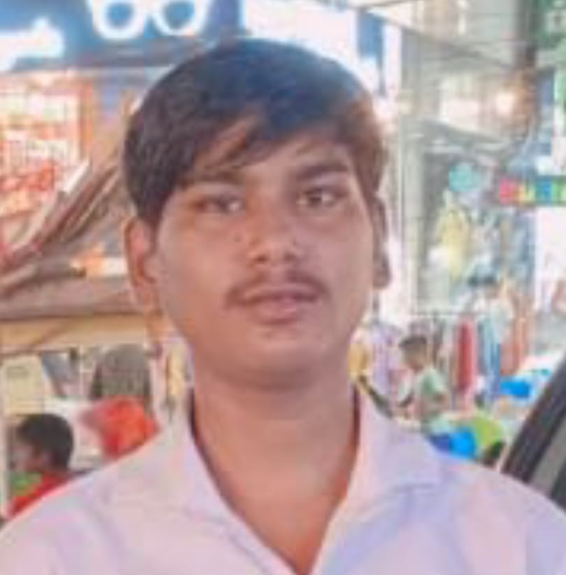 Young man found in critical condition while returning from the police station, dies in hospital