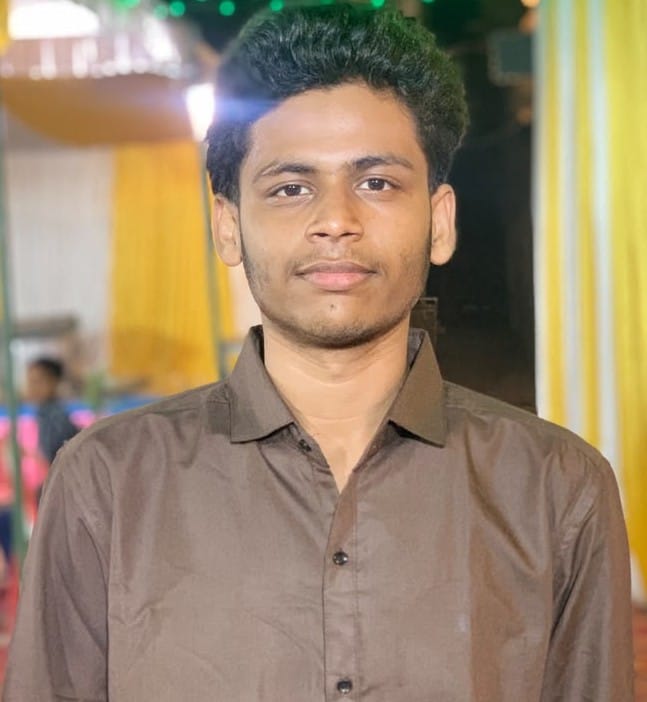 Body of Class 12 student found on railway track.
