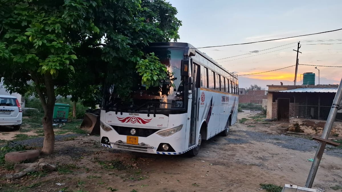 Hathras News: चीख-पुकार से गूंज उठा शादी वाला घर