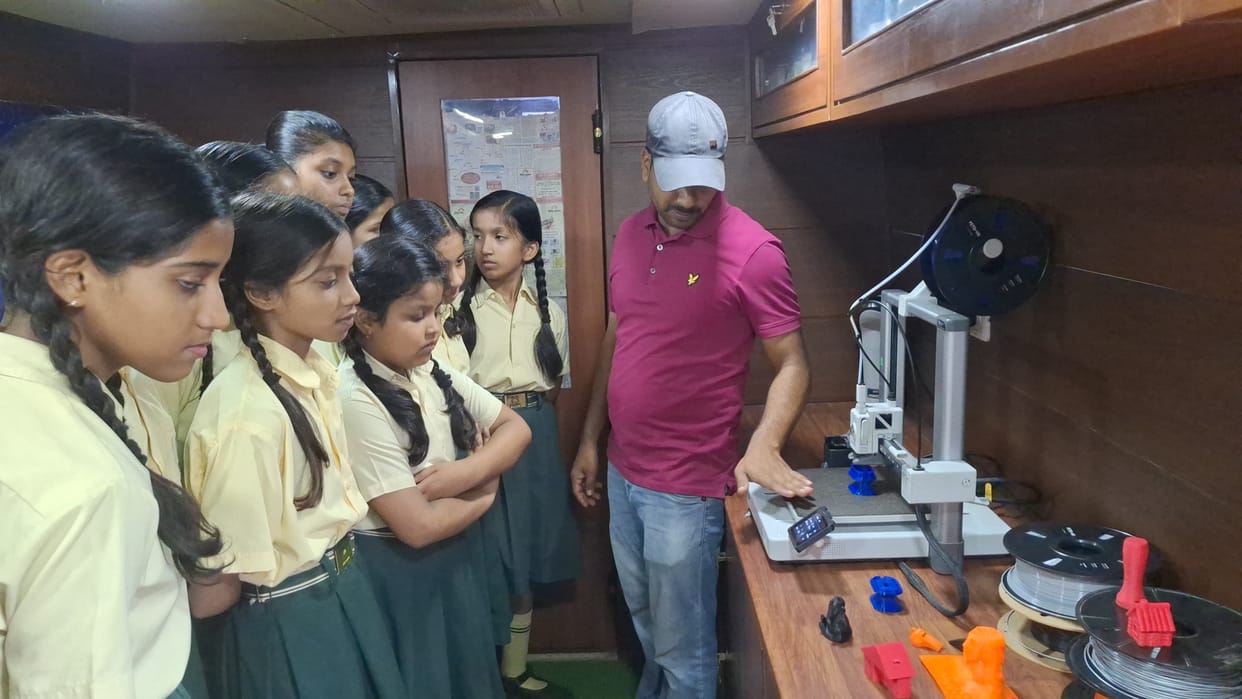 Students conducted experiments on the science bus.