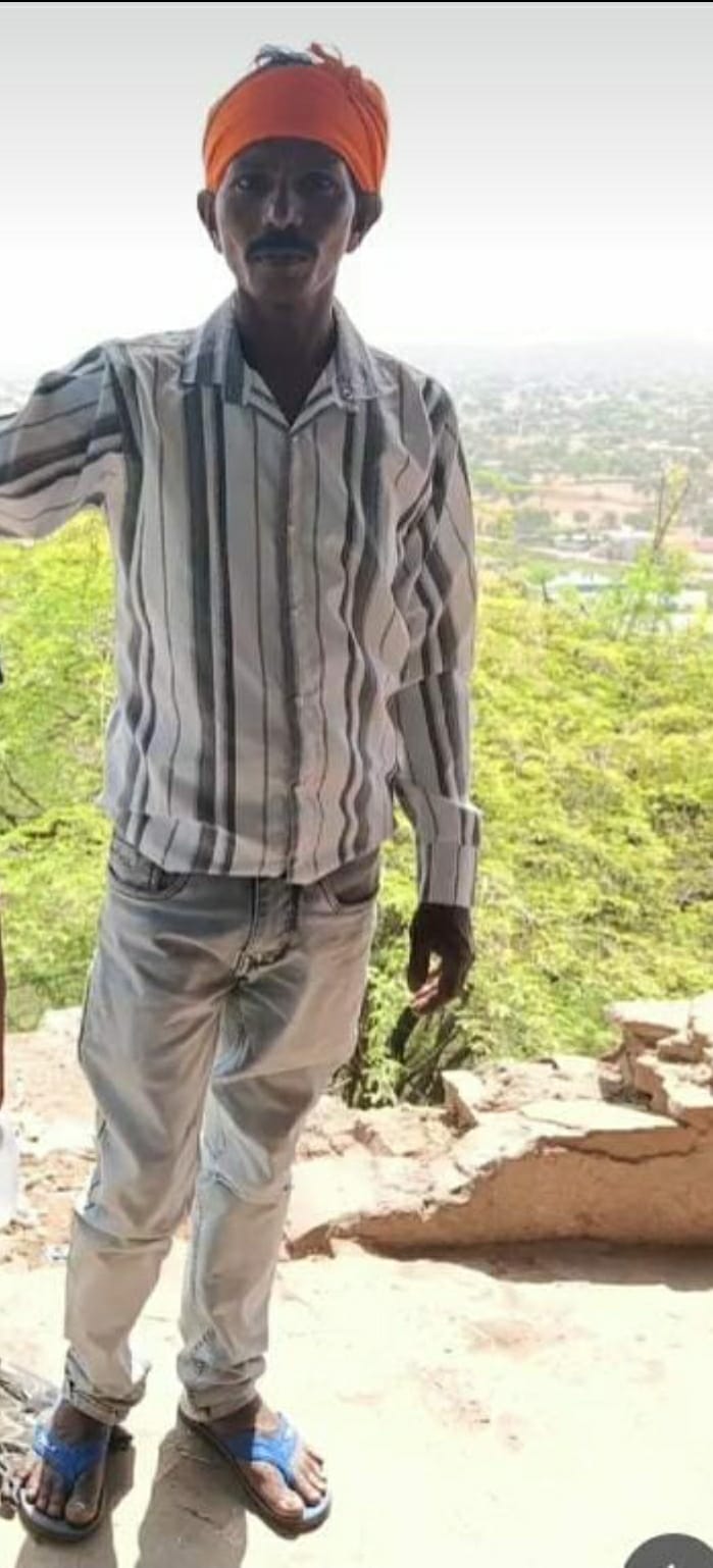 Troubled by debt and recovery, a chaat vendor committed suicide