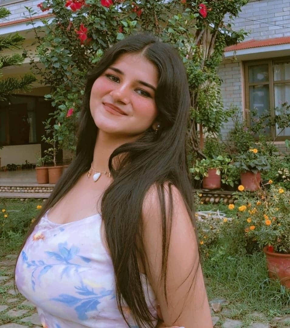 Vanshika reaches the top 30 of Miss Teen Diva India.