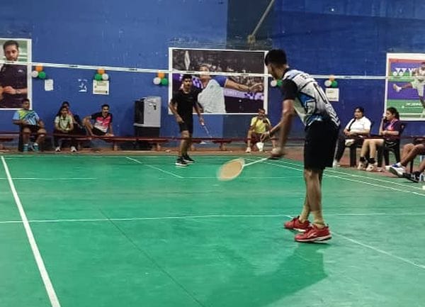 Pratapgarh wins men's table tennis; Fatehpur wins women's category.