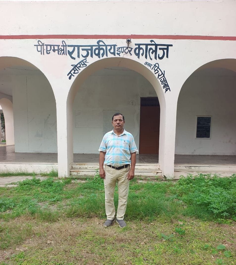 Named 'PM SHRI', yet lacks teachers for Hindi, Science, and English.