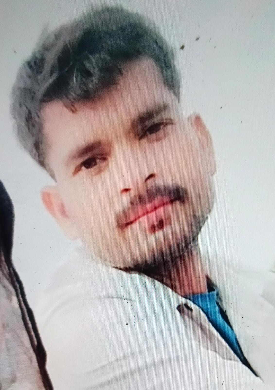 Worker electrocuted while pouring concrete for a lintel; dies.