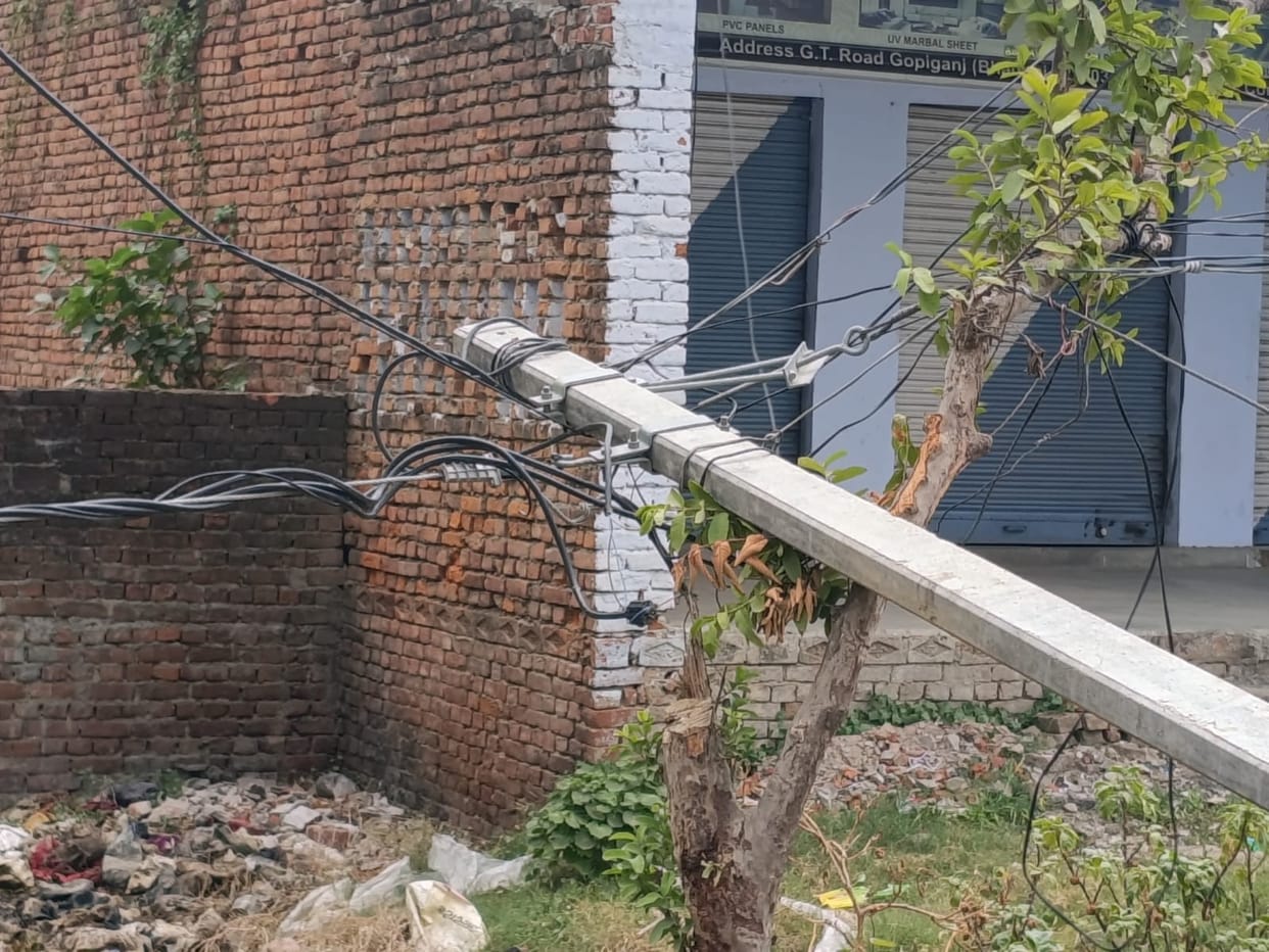 The pole has not been removed even after a week, fear of accident