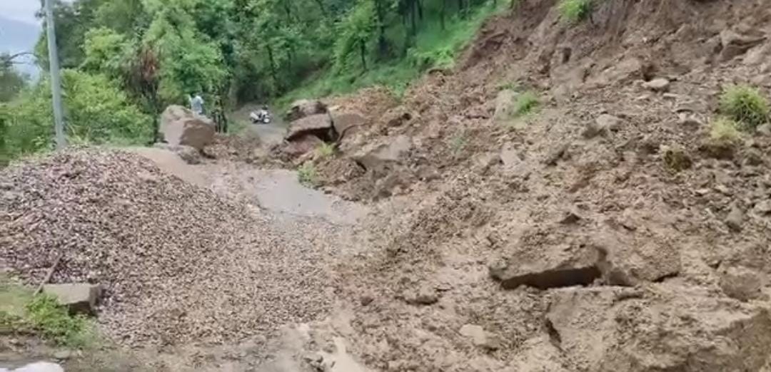 Hillside cracks again in Nain village; safety wall collapses.