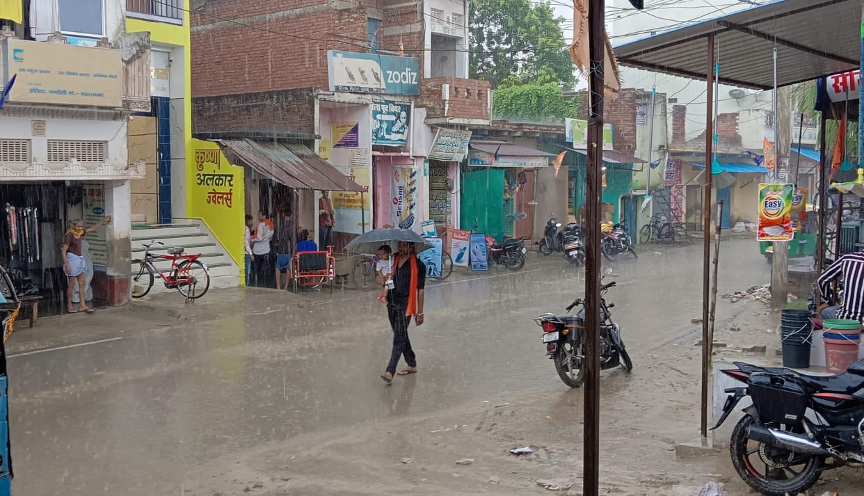 Intermittent rain continued throughout the day; the weather turned pleasant.