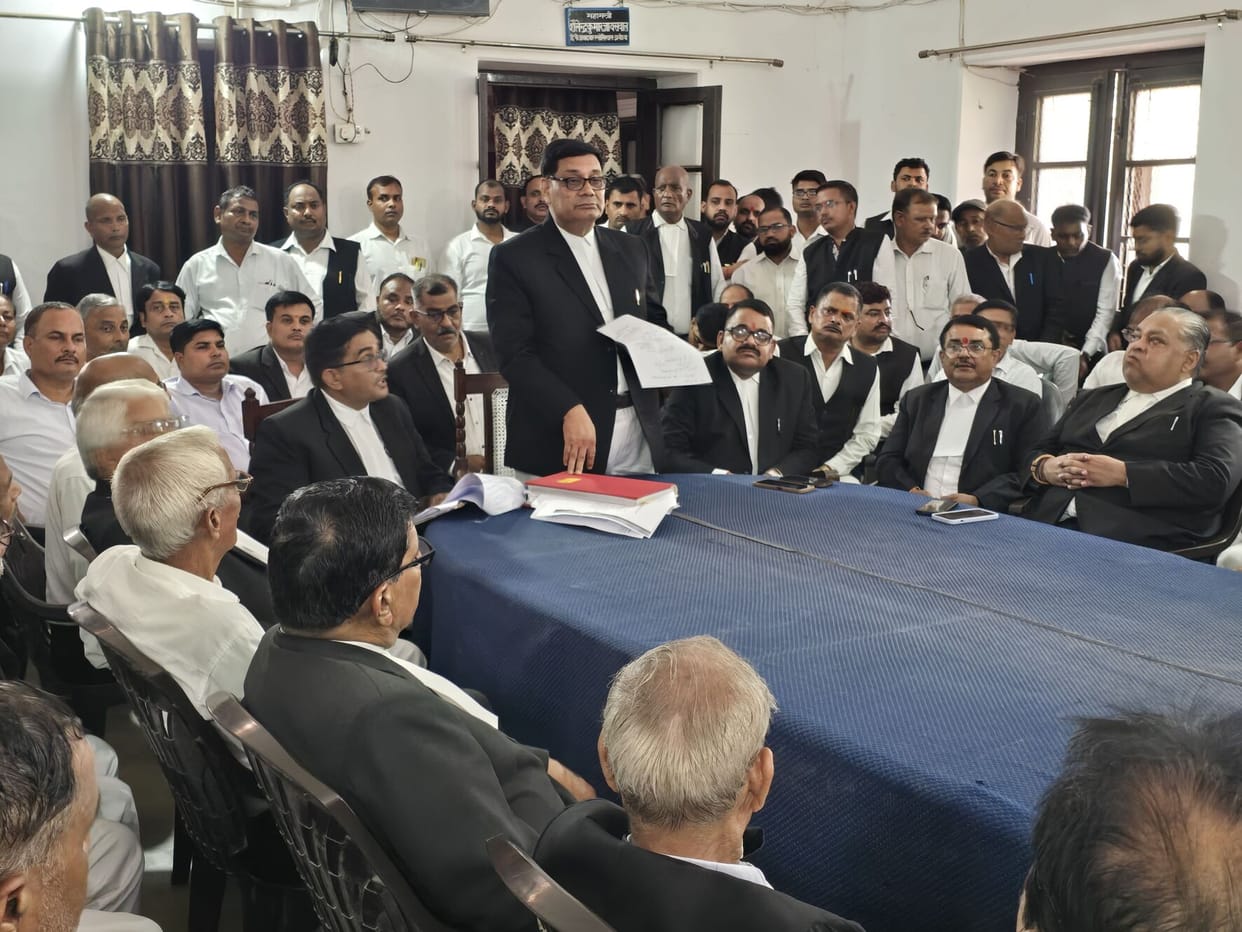 Advocates' Association upset over failure to register a report regarding the theft of Ram Mandir donation money