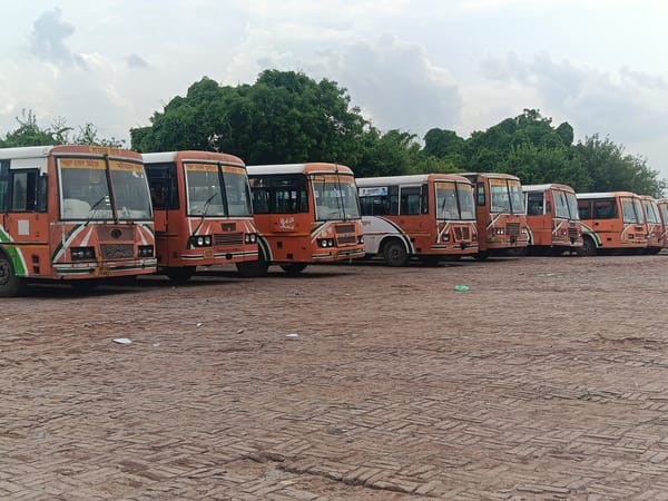Repairs stalled due to strike; 10 buses remained idle.