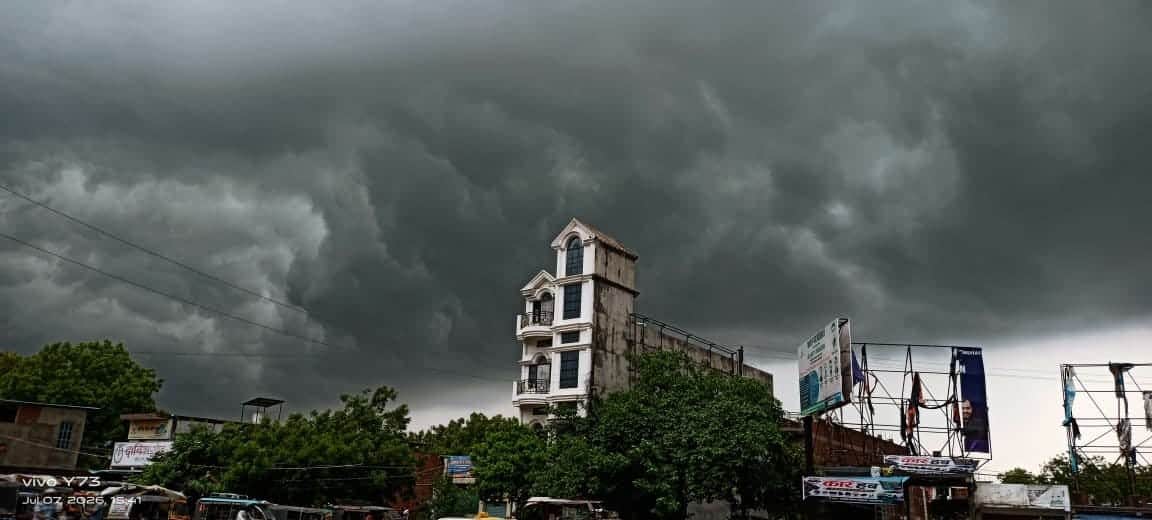 Heavy rain for 30 minutes in Sathiyan, Bardah, and Thekma areas
