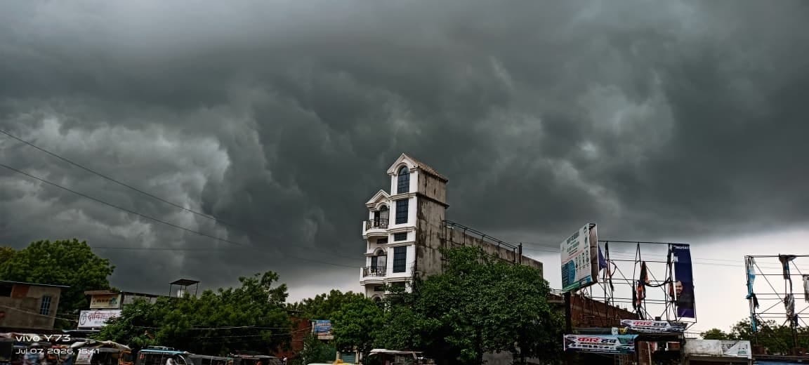 Heavy rain for 30 minutes in Sathiyan, Bardah, and Thekma areas