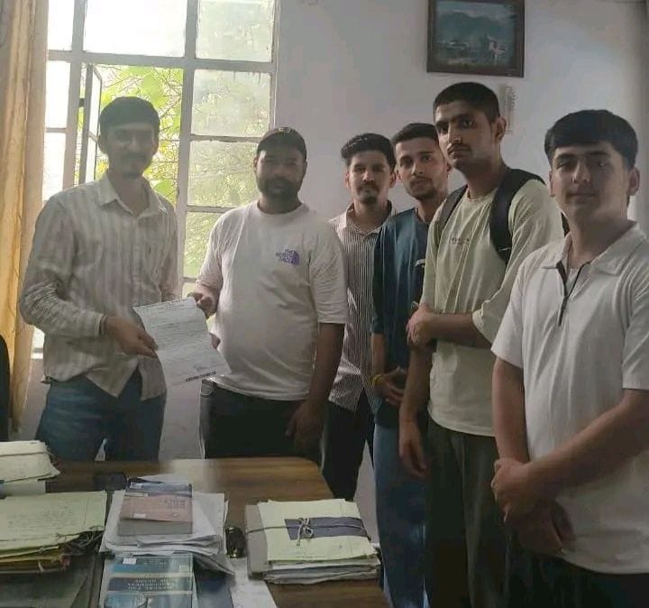 A bus pass counter should be set up at Rampur College
