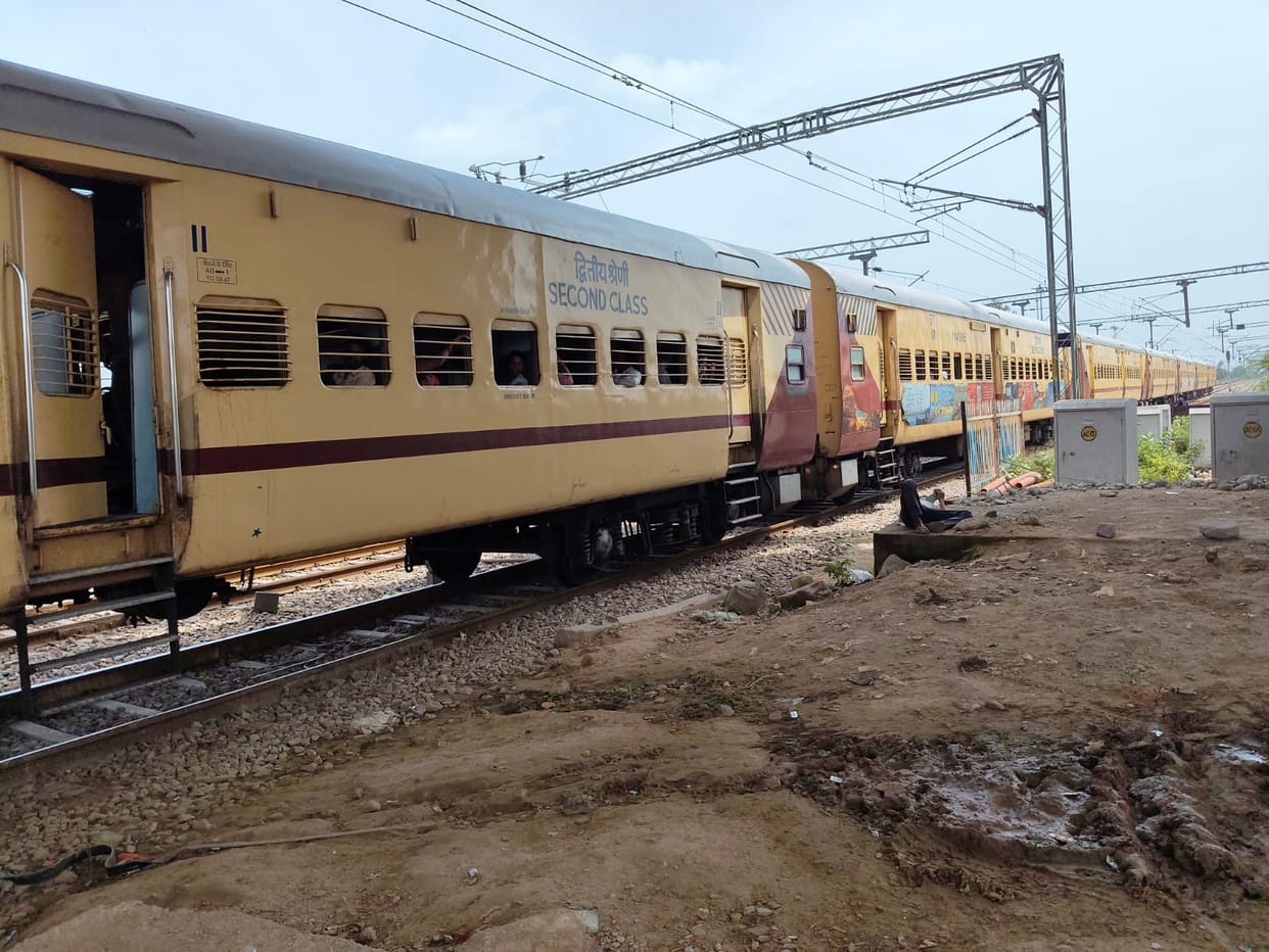 The operational period for special trains has been extended starting today.