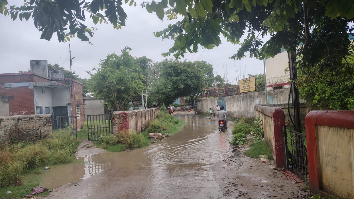 kasganj news raining