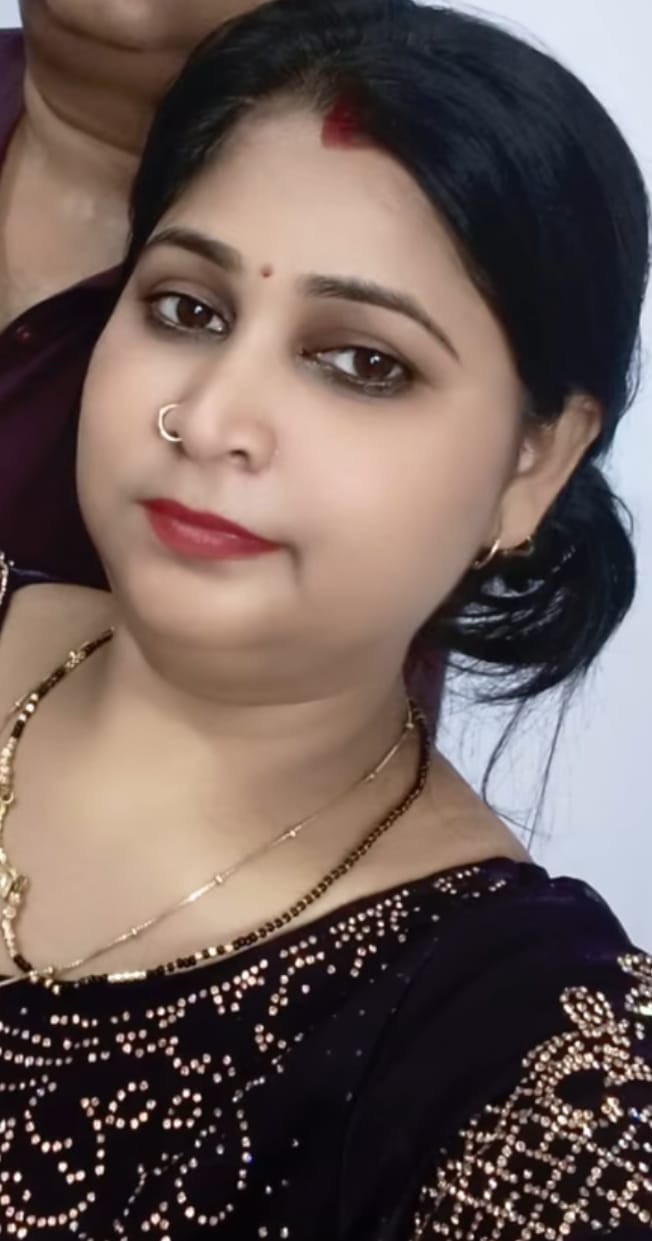 मुकेश।
