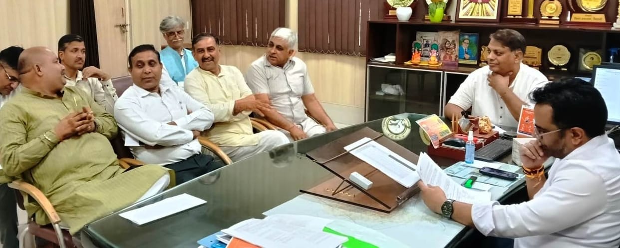 'Naya Safar' Scheme: Phasing out old vehicles to boost eco-friendly transport.