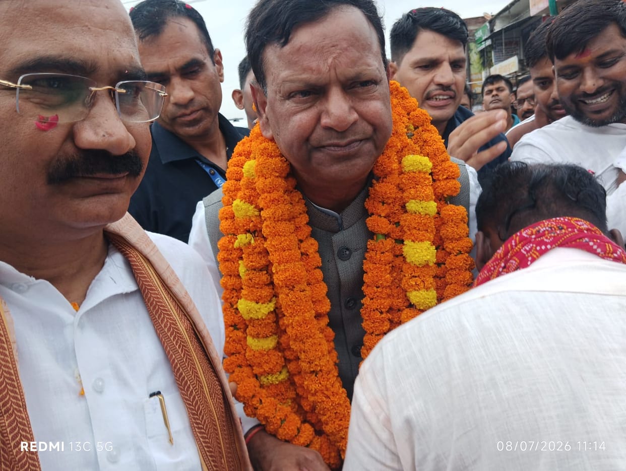 Grand welcome for BJP State President in Adalhat and Ahraura.