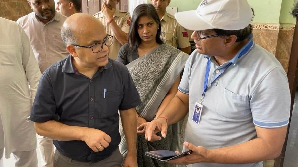 Officials must complete the SIR on time: Malay