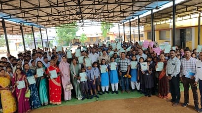 बघमरा स्कूल में बालोद पुलिस का जागरूकता अभियान: विद्यार्थियों को सिखाए साइबर सुरक्षा और नए कानू