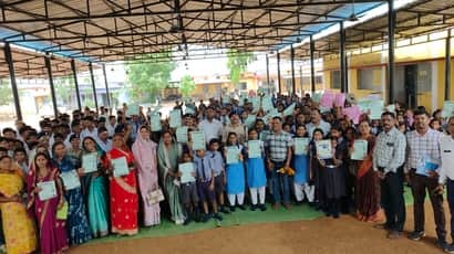 बघमरा स्कूल में बालोद पुलिस का जागरूकता अभियान: विद्यार्थियों को सिखाए साइबर सुरक्षा और नए कानू