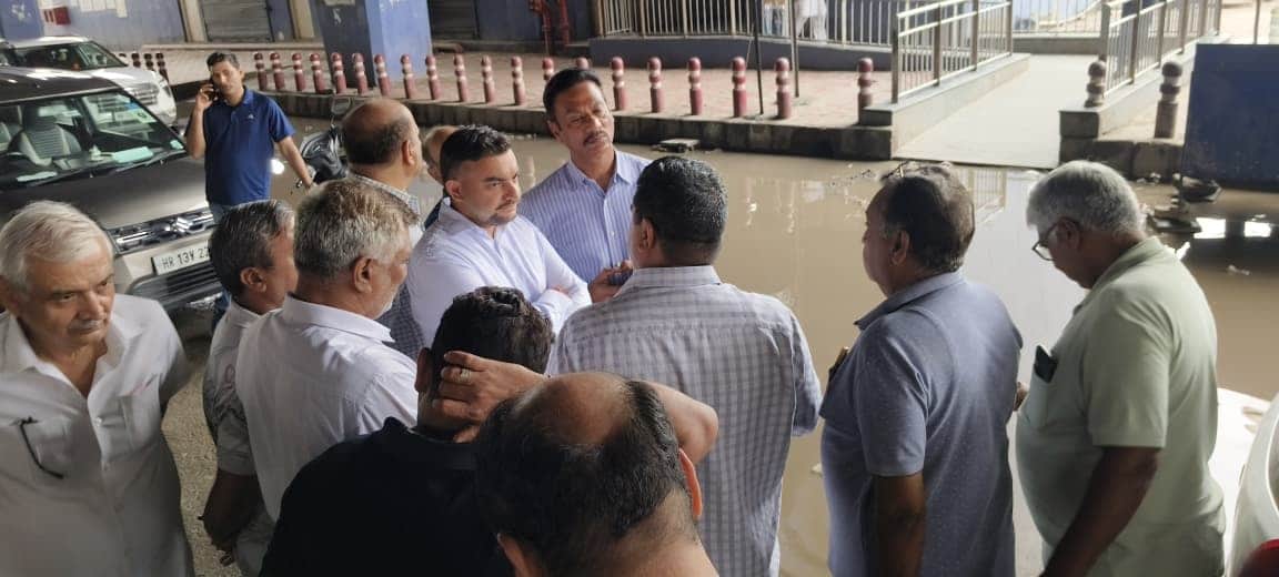 Kobi demanded a permanent solution to tackle waterlogging.