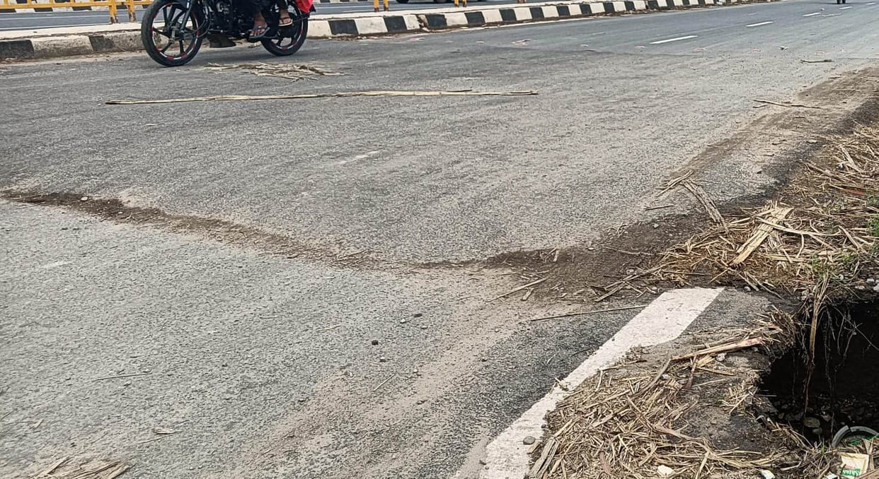Collapsed edges near Badarkha flyover are inviting accidents.