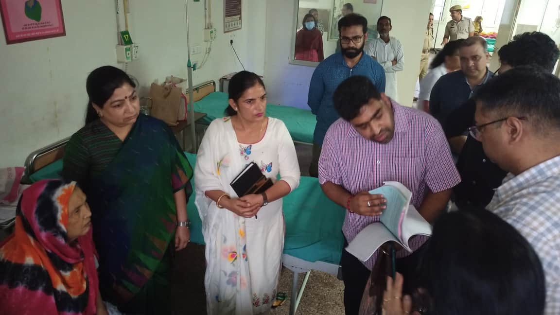 Patients writhing in pain shared their suffering with the Chairperson of the Women's Commission