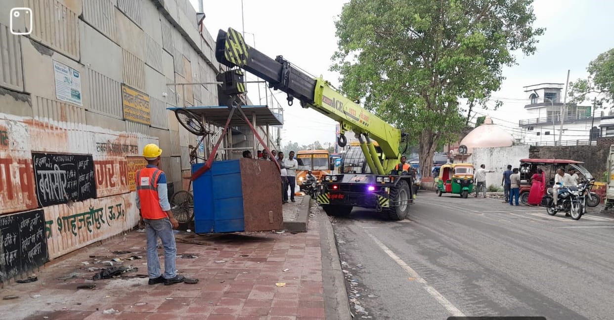 Encroachments removed from the side of the Tilhar bypass overbridge.