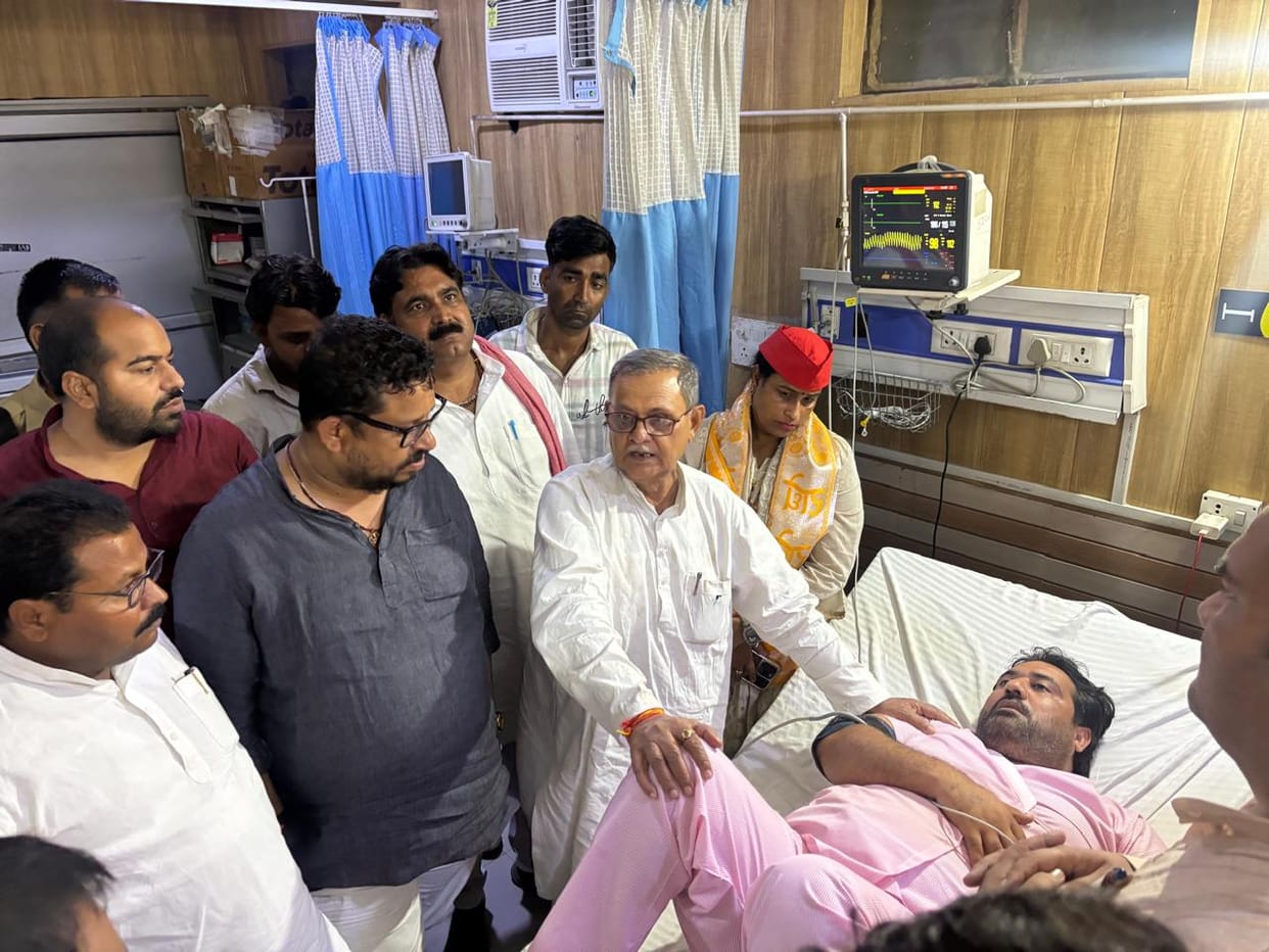 Party workers wept bitterly before the MP