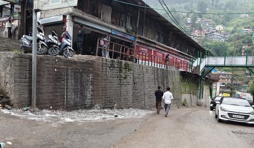 Campaign for a clean Manali intensifies; illegal dumping sites to be shut down.