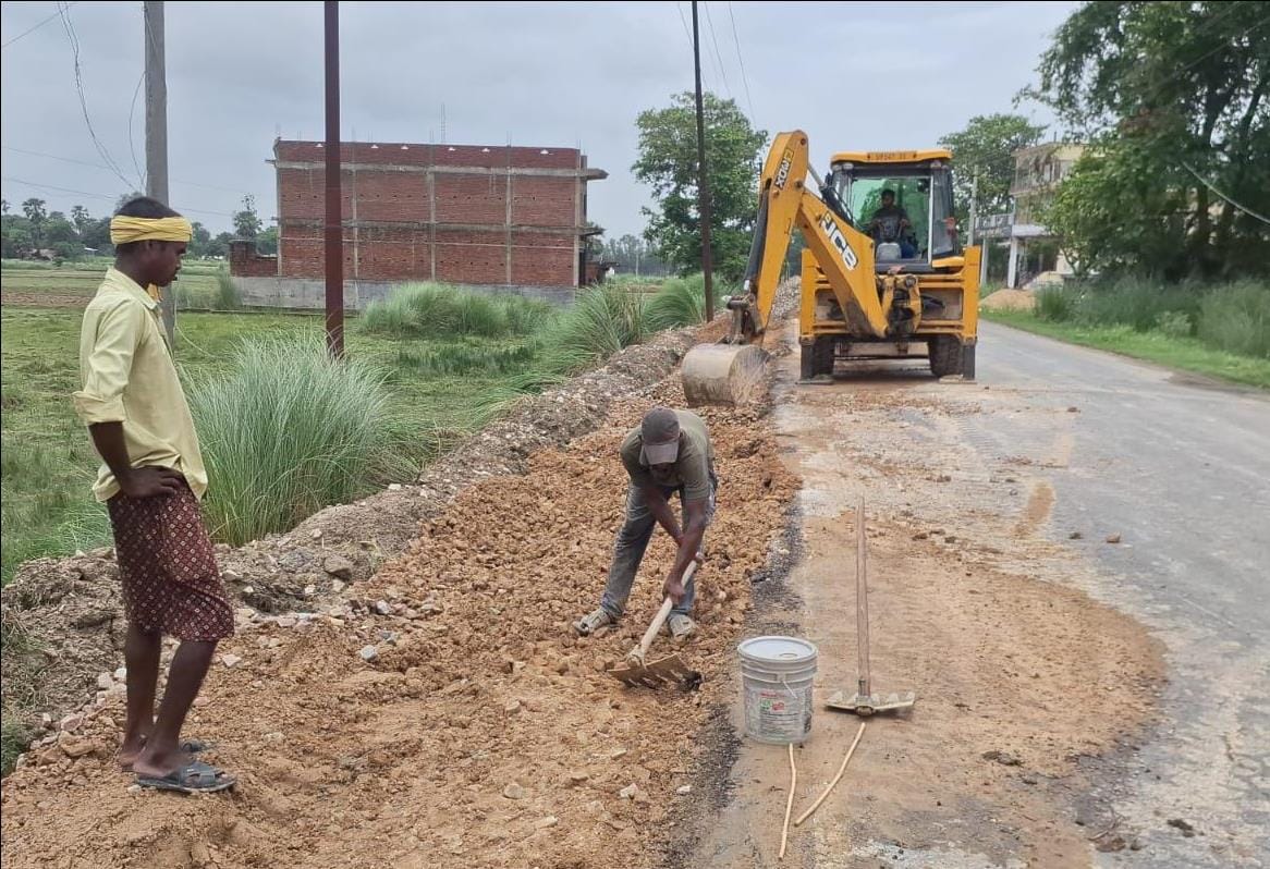 People upset over the slow pace of the Madhuban-Dohrighat road widening project.