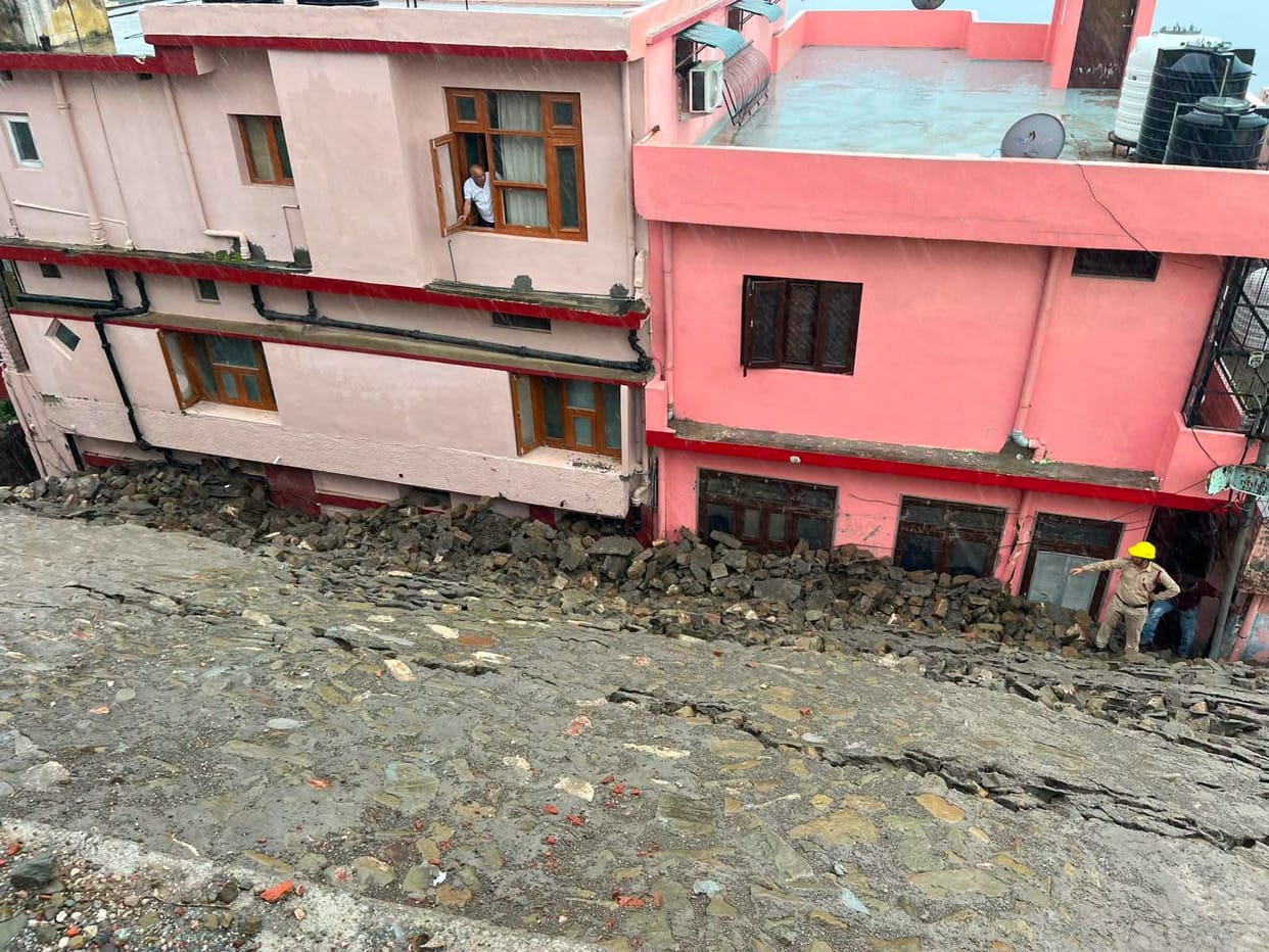 73 road closed due to rain in sirmaur